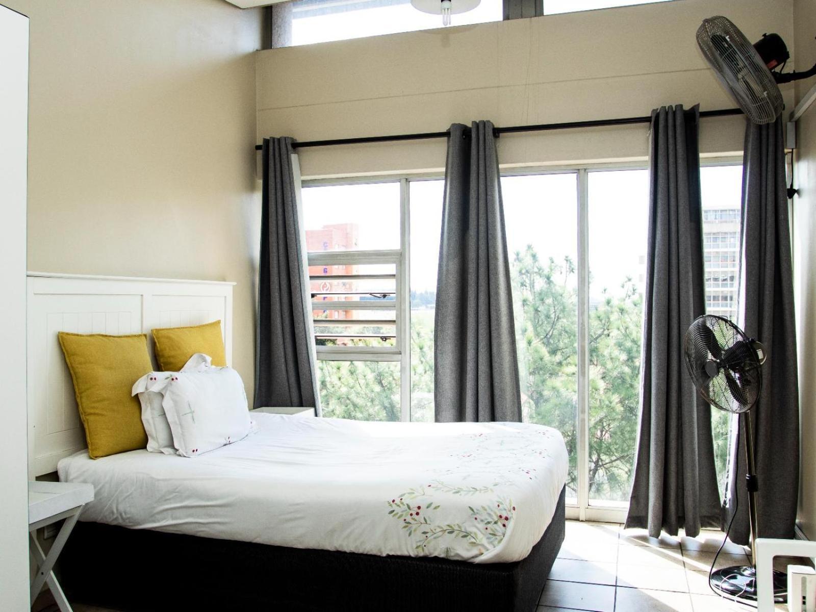 Leas Furnished Apartments - Capital Hill Pretoria-Noord Chambre photo
