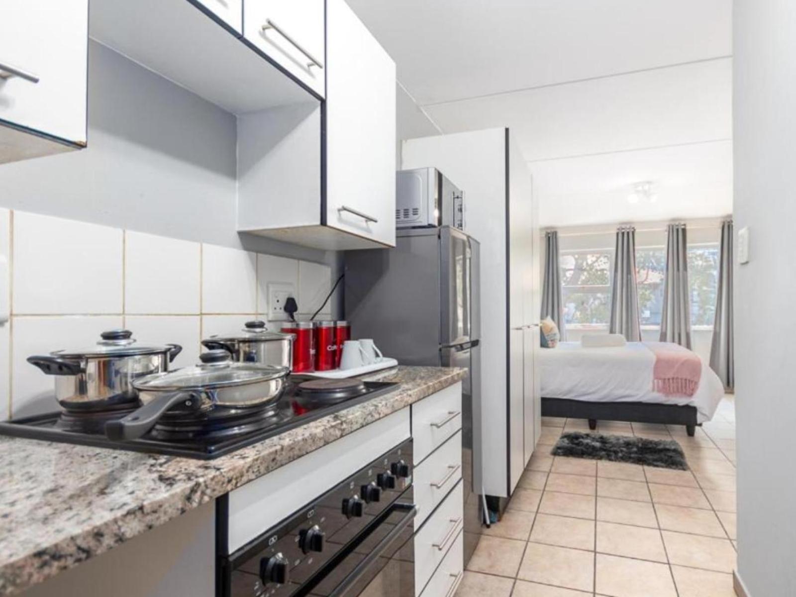 Leas Furnished Apartments - Capital Hill Pretoria-Noord Chambre photo